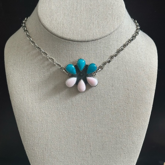 Turquoise pink conch southwestern sterling silver choker necklace - Picture 5 of 16
